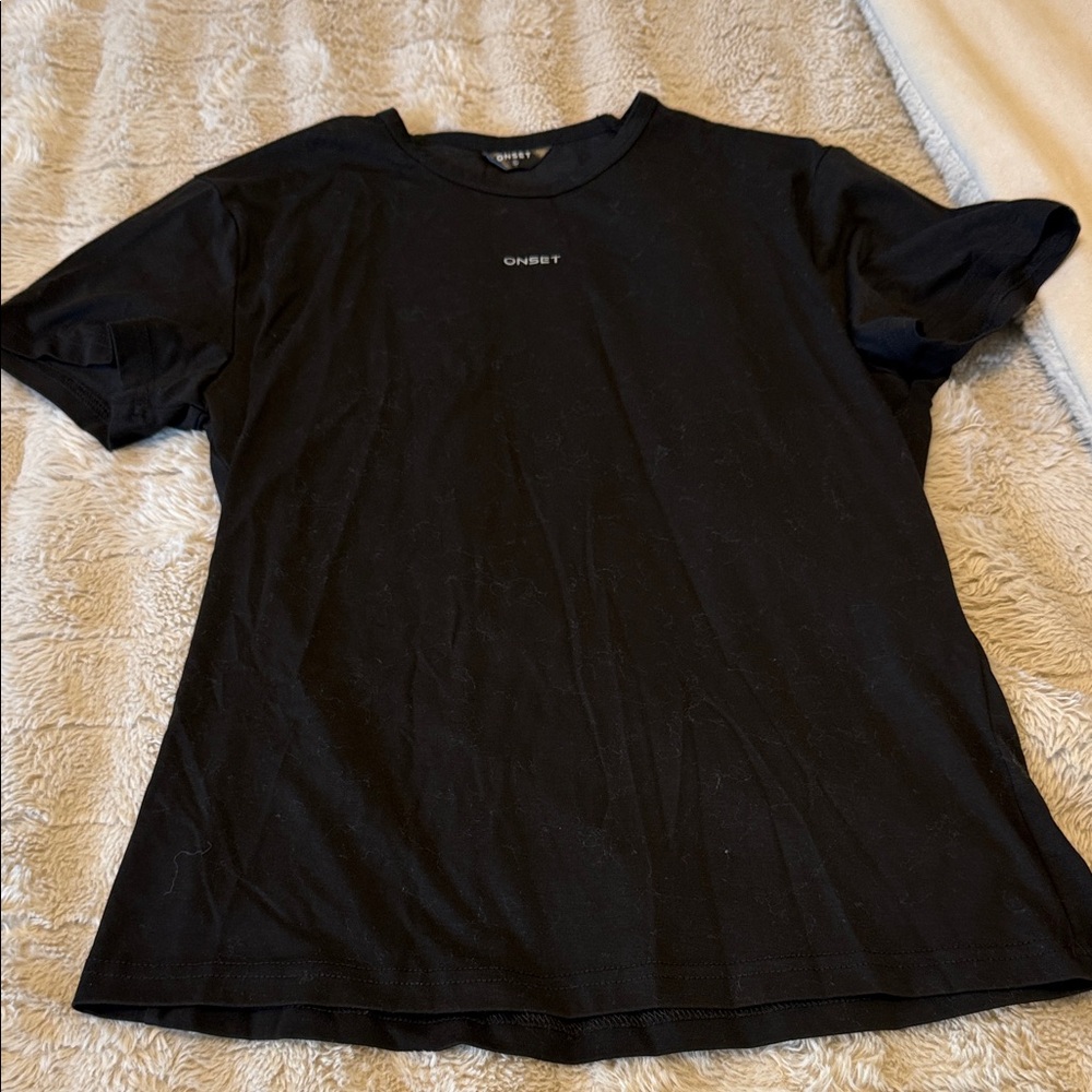 Onset Black Short Sleeve Women's Tee